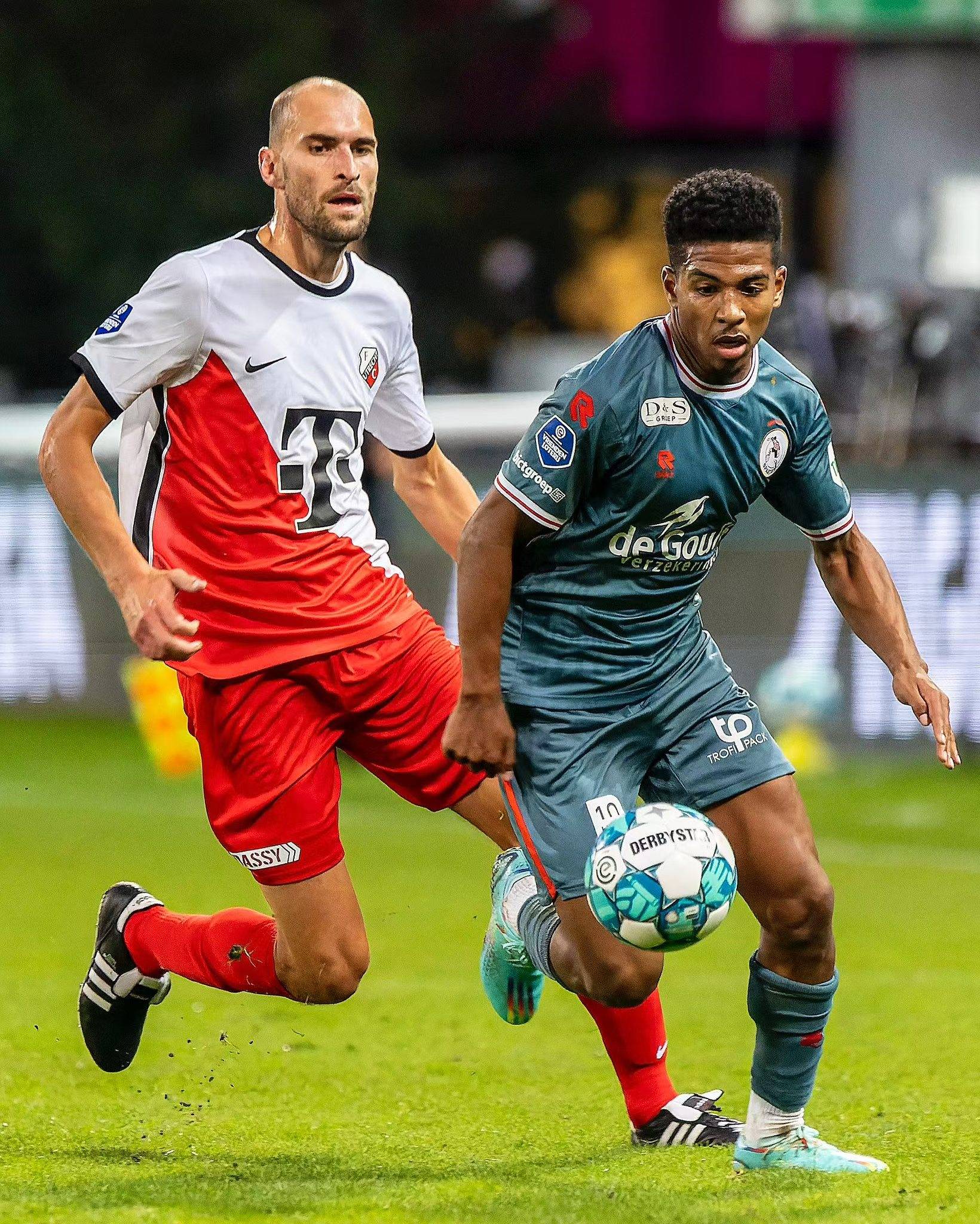 防守的中锋 防守的中锋